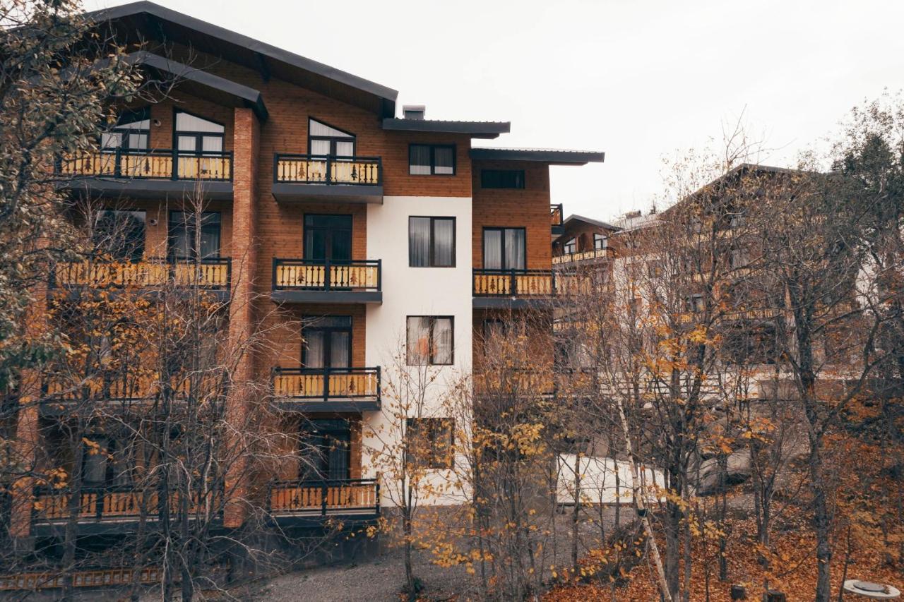 Zarku Apartments Bakuriani Eksteriør billede